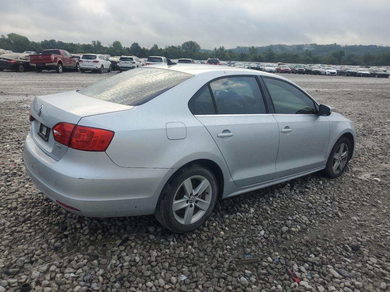 2014 Volkswagen Jetta Tdi - Image 3