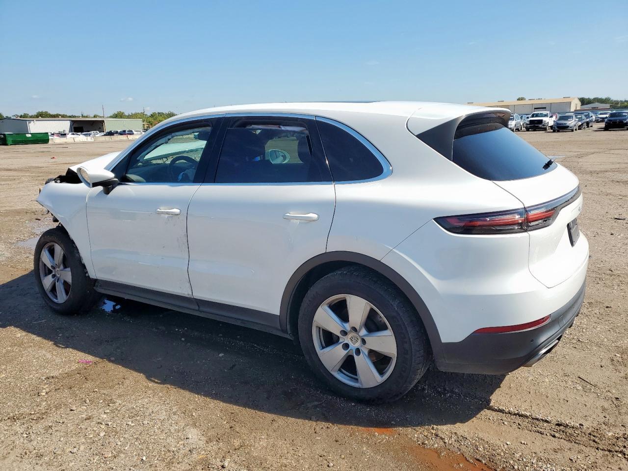 2019 Porsche Cayenne - Image 2