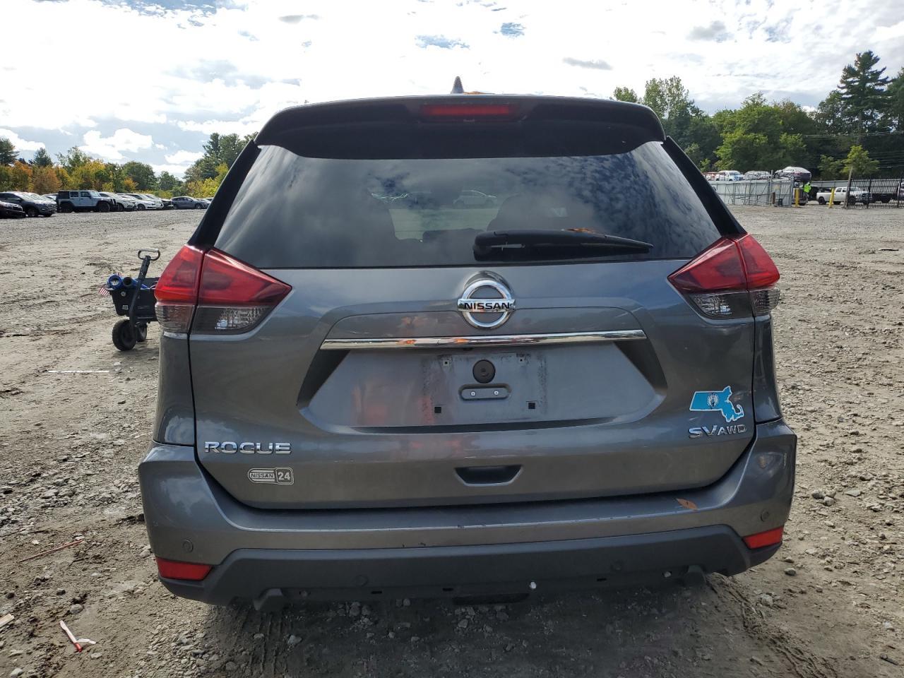 2019 Nissan Rogue S - Image 6