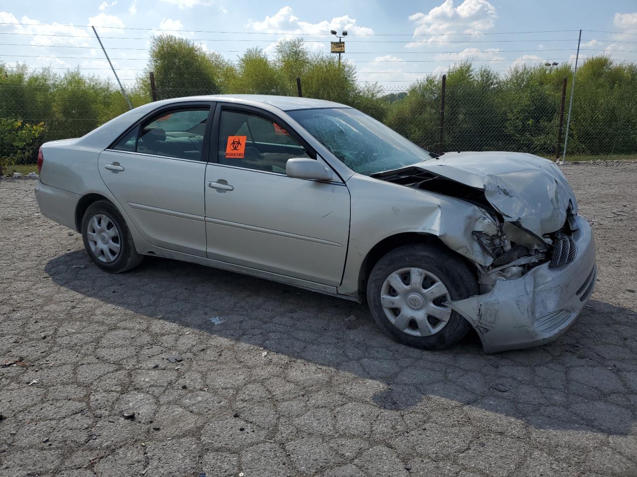 2004 Toyota Camry Le - Image 4