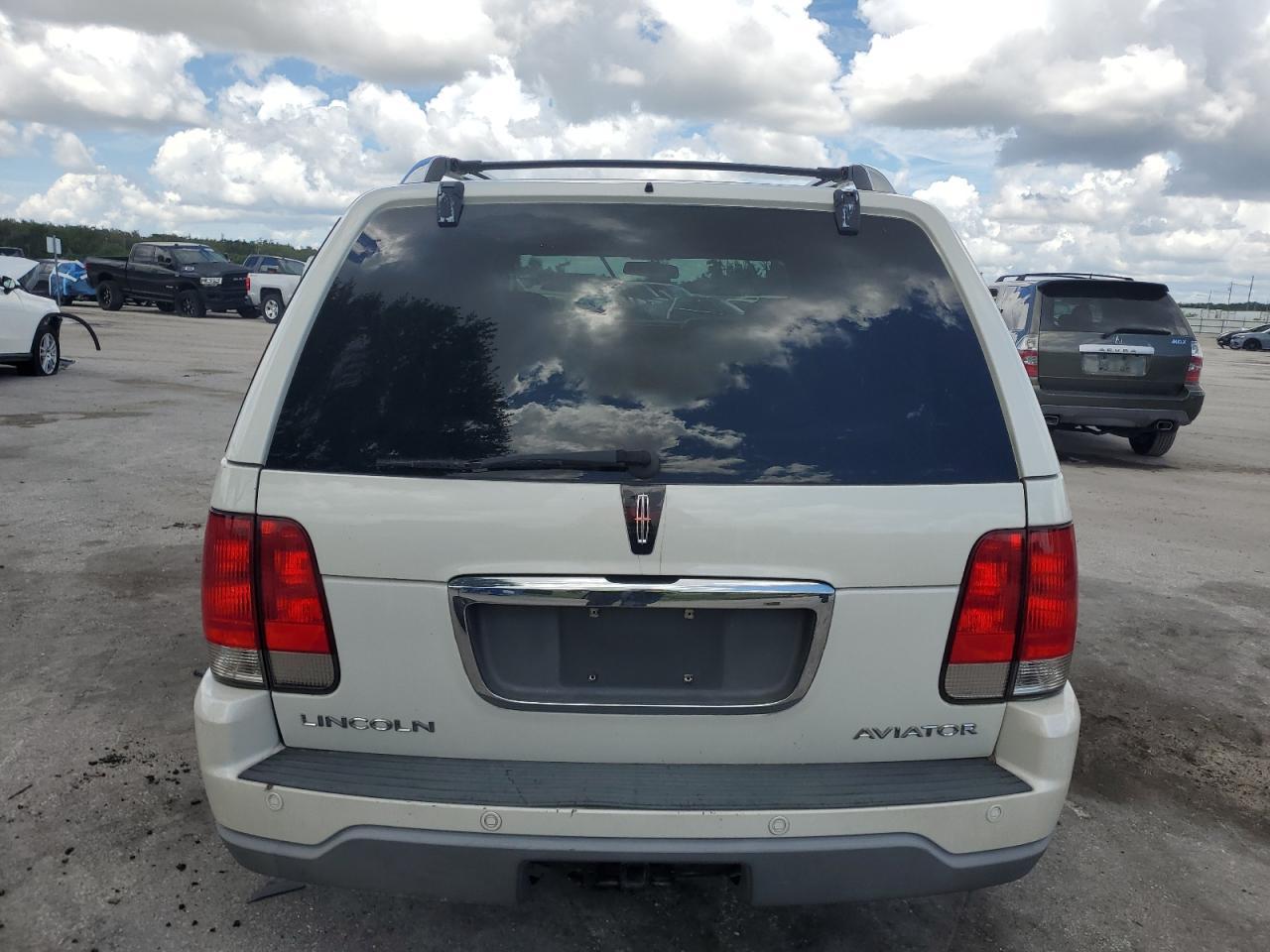 2004 Lincoln Aviator - Фото 6