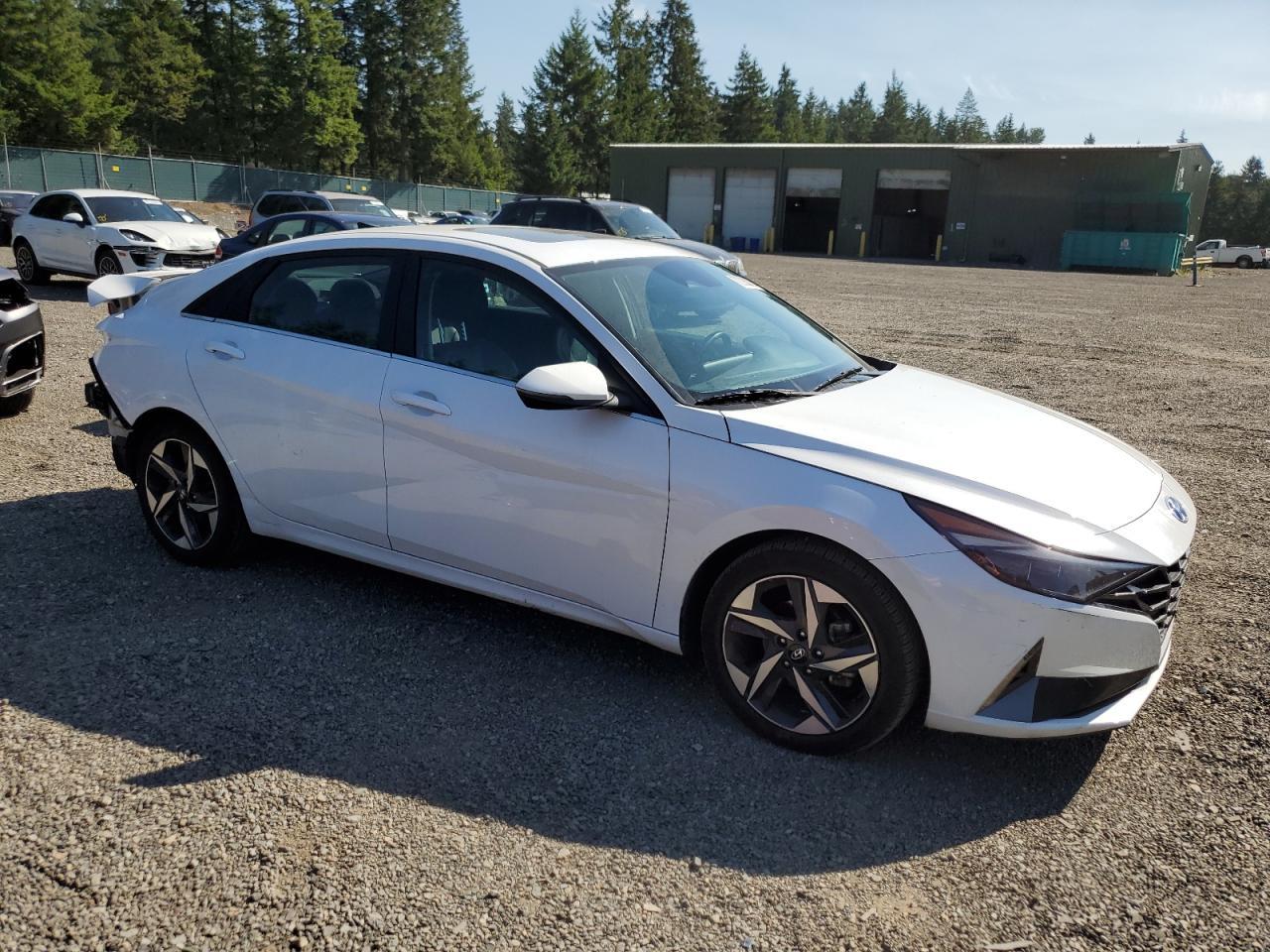2023 Hyundai Elantra Limited - Фото 4