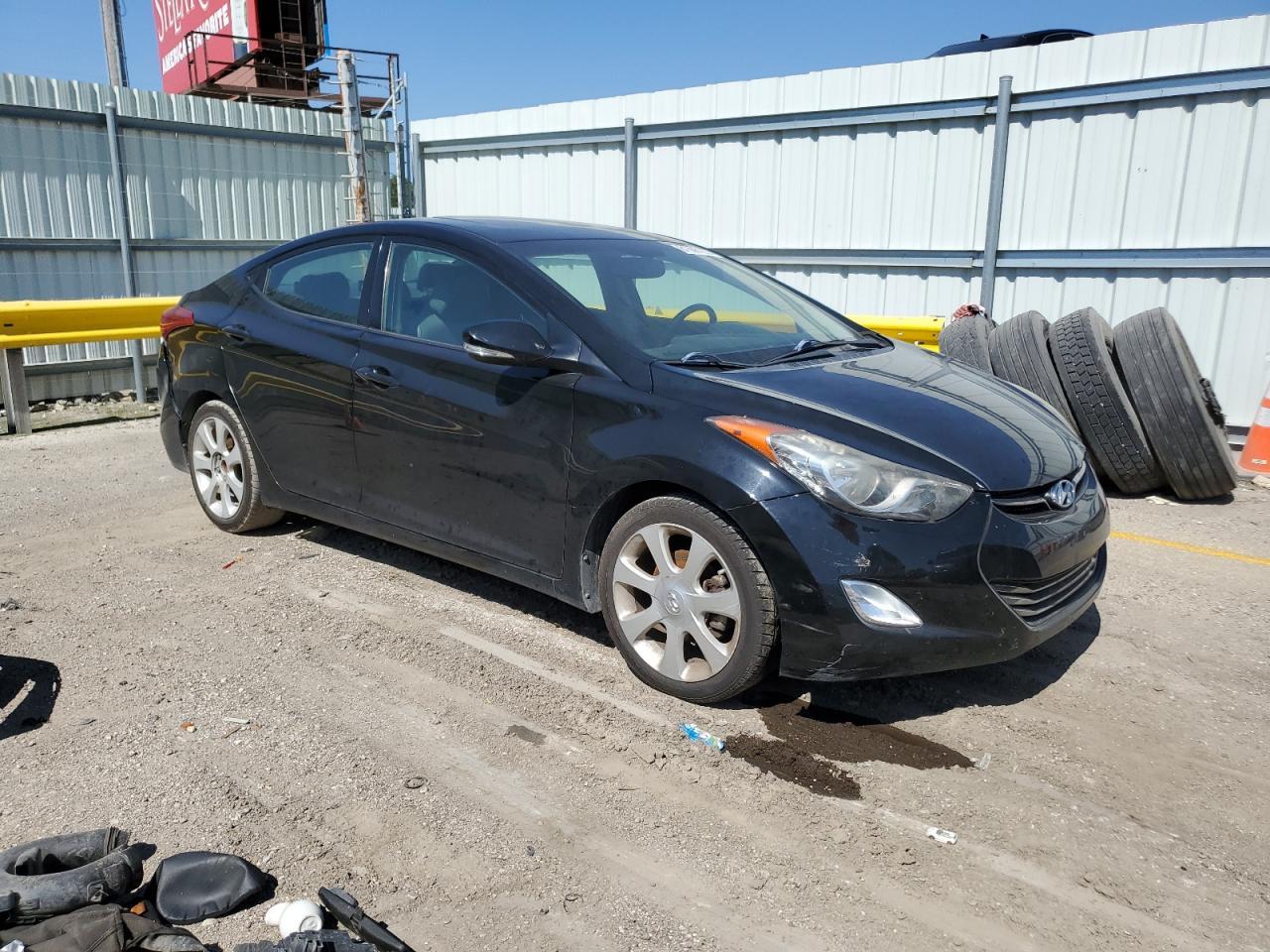 2013 Hyundai Elantra Limited - Image 4