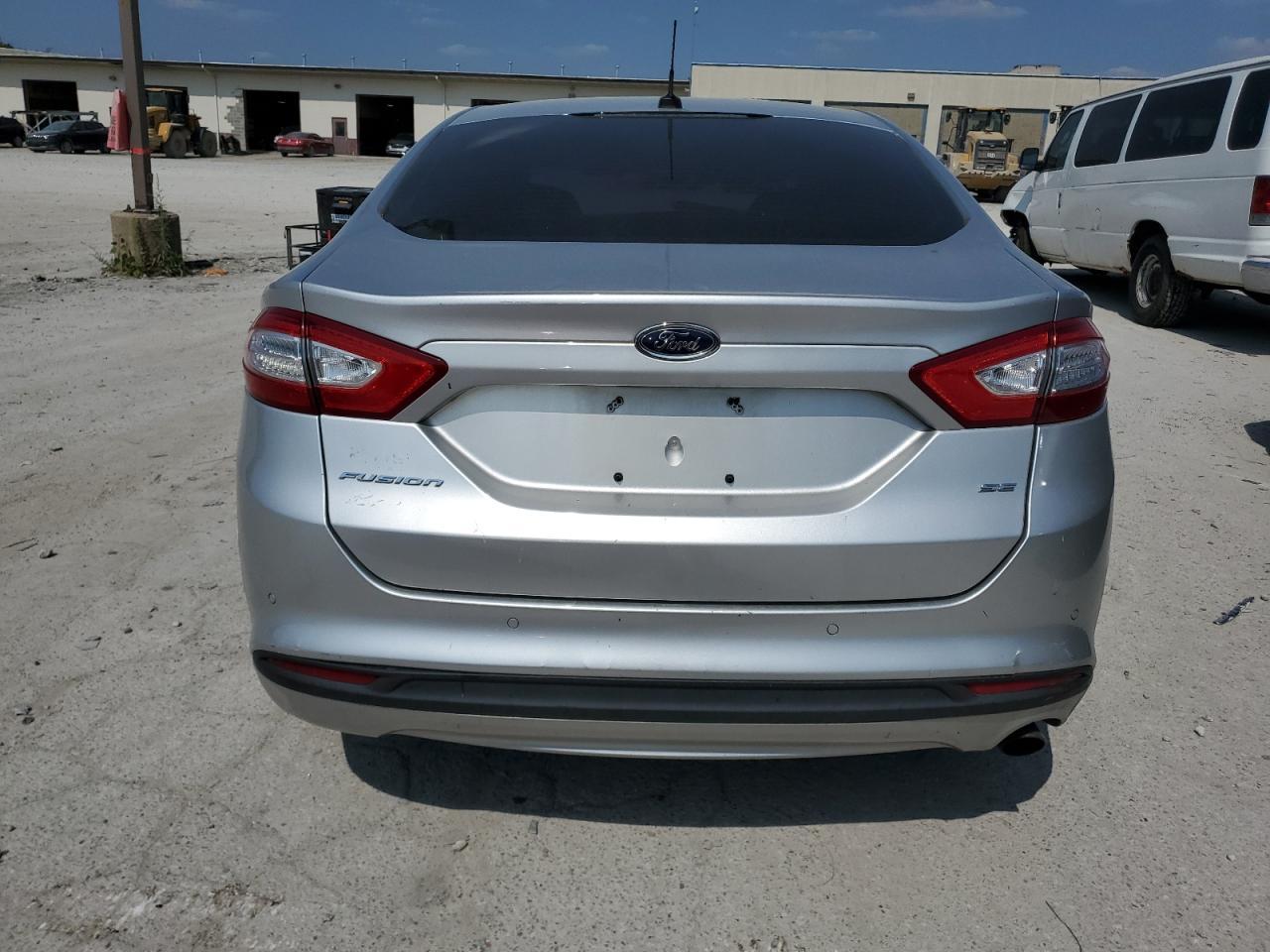 2014 Ford Fusion Se - Фото 6