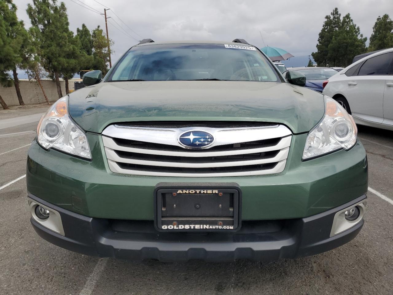 2010 Subaru Outback 2.5I Premium - Image 5