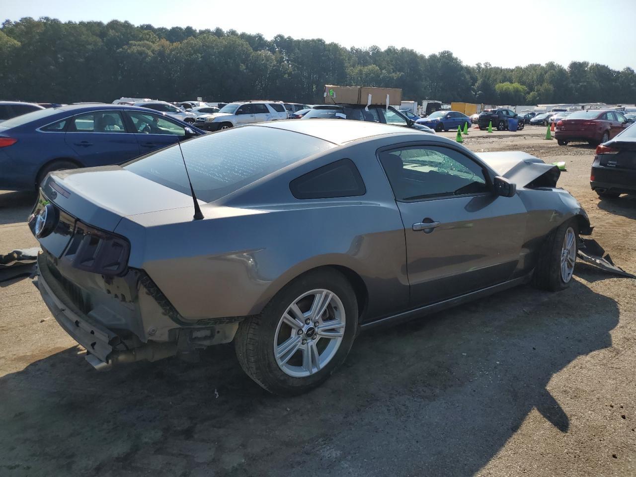 2014 Ford Mustang - Фото 3