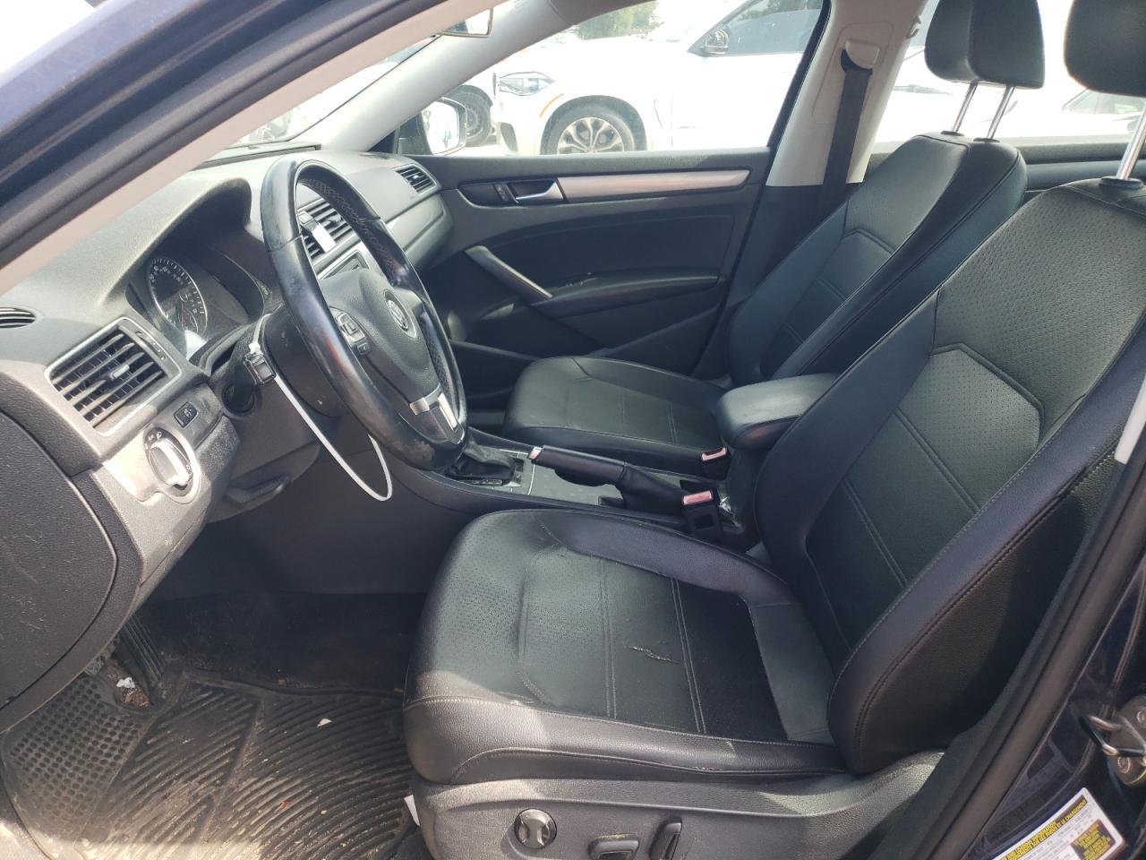 2014 Volkswagen Passat S - Фото 7