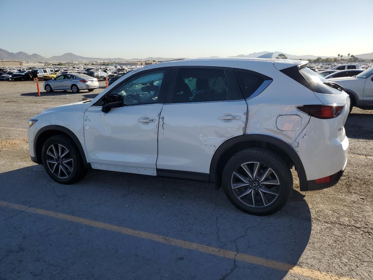2018 Mazda Cx-5 Touring - Фото 2