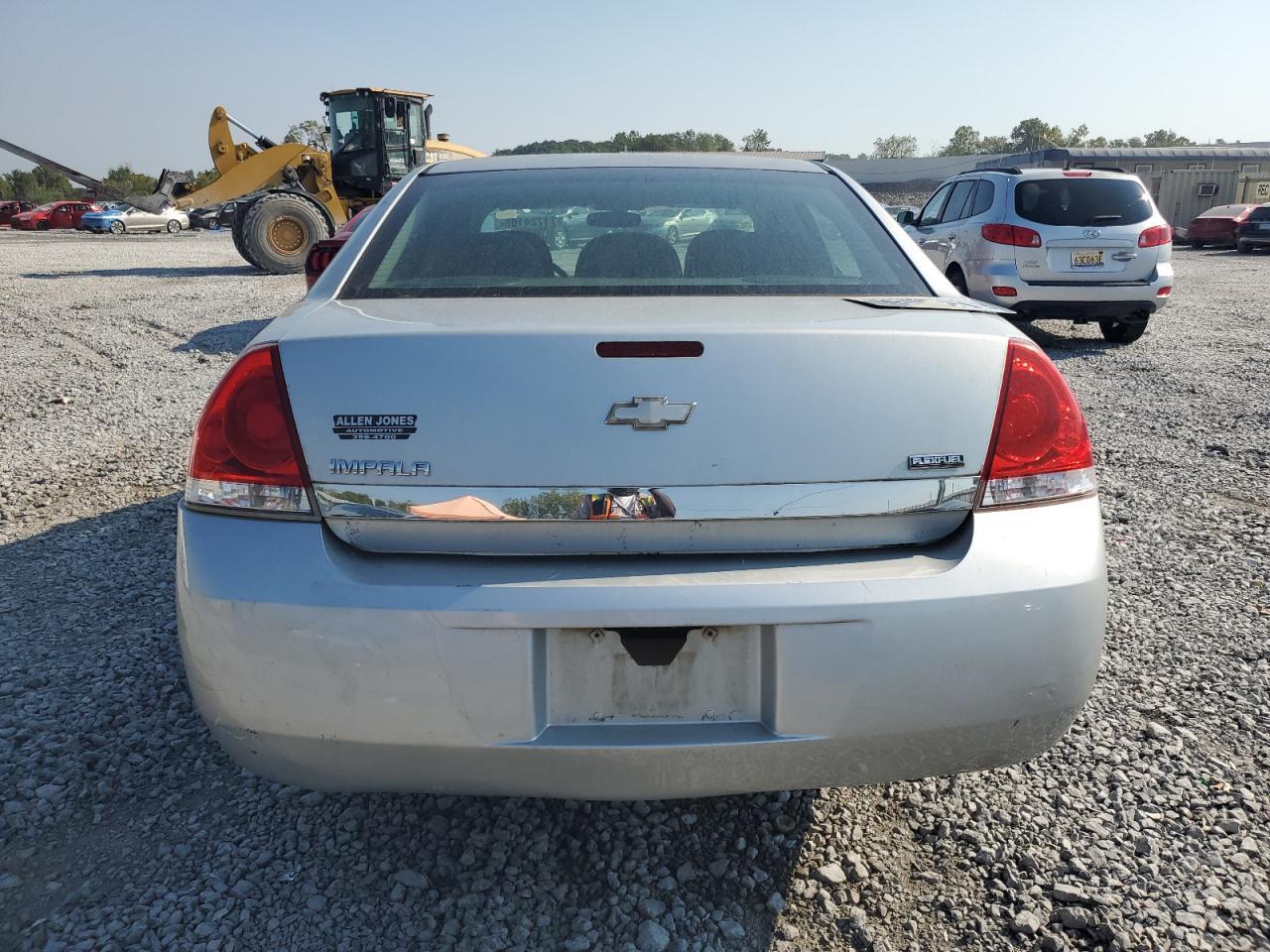 2011 Chevrolet Impala Ls - Фото 6
