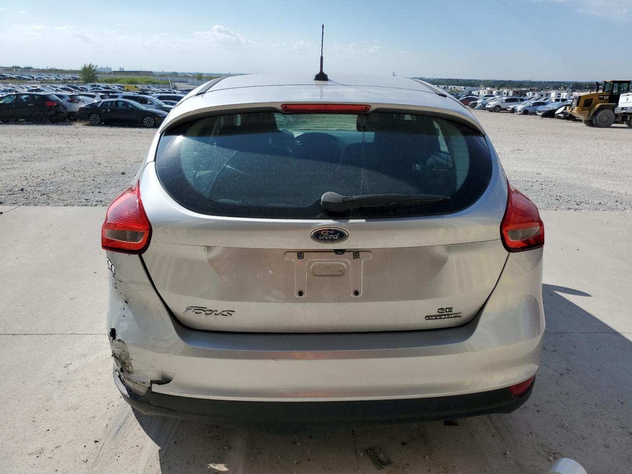 2016 Ford Focus Se - Image 6
