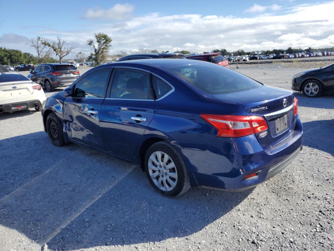 2019 Nissan Sentra S - Фото 2