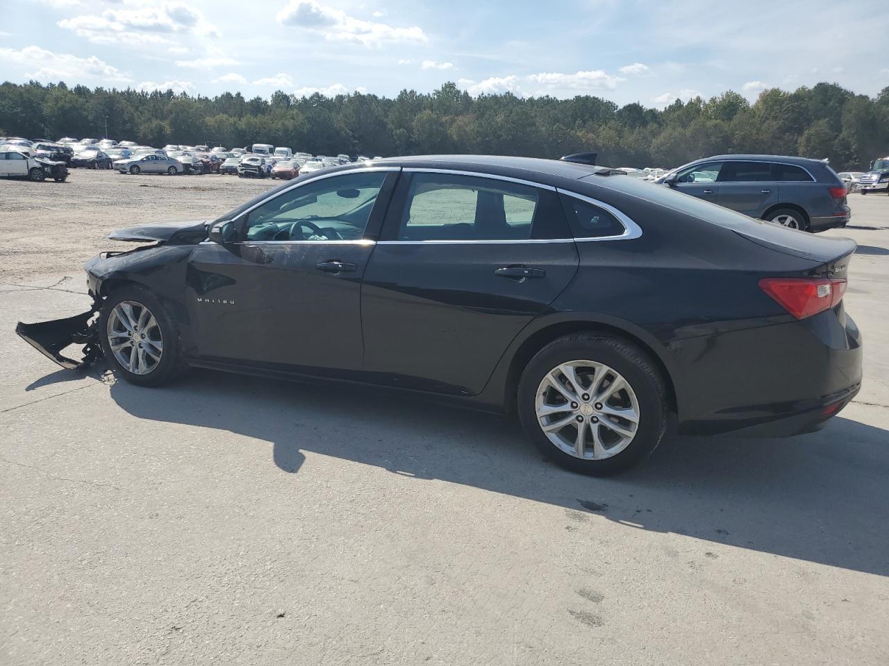 2018 Chevrolet Malibu Lt - Image 2