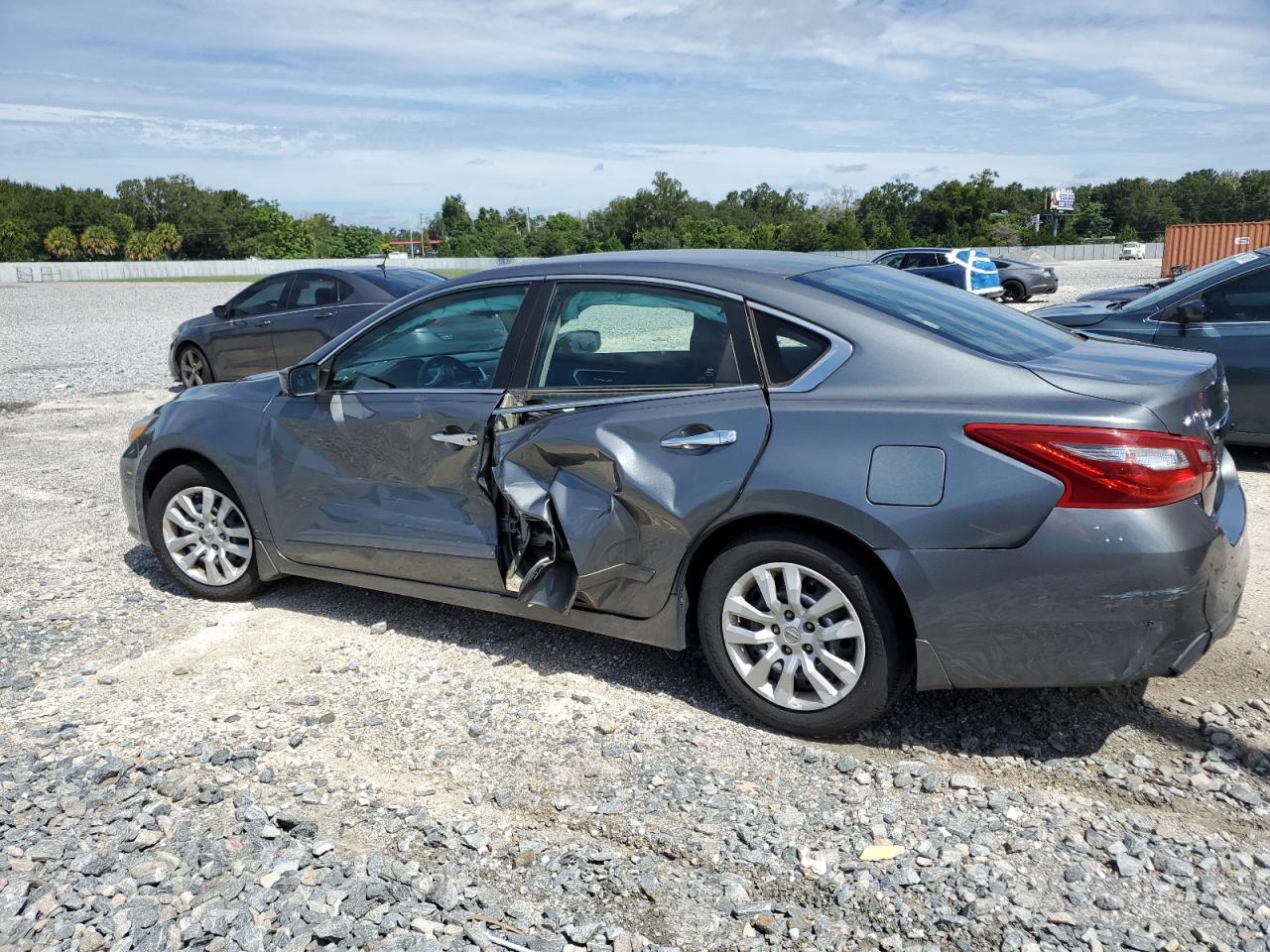 2018 Nissan Altima 2.5 - Фото 2