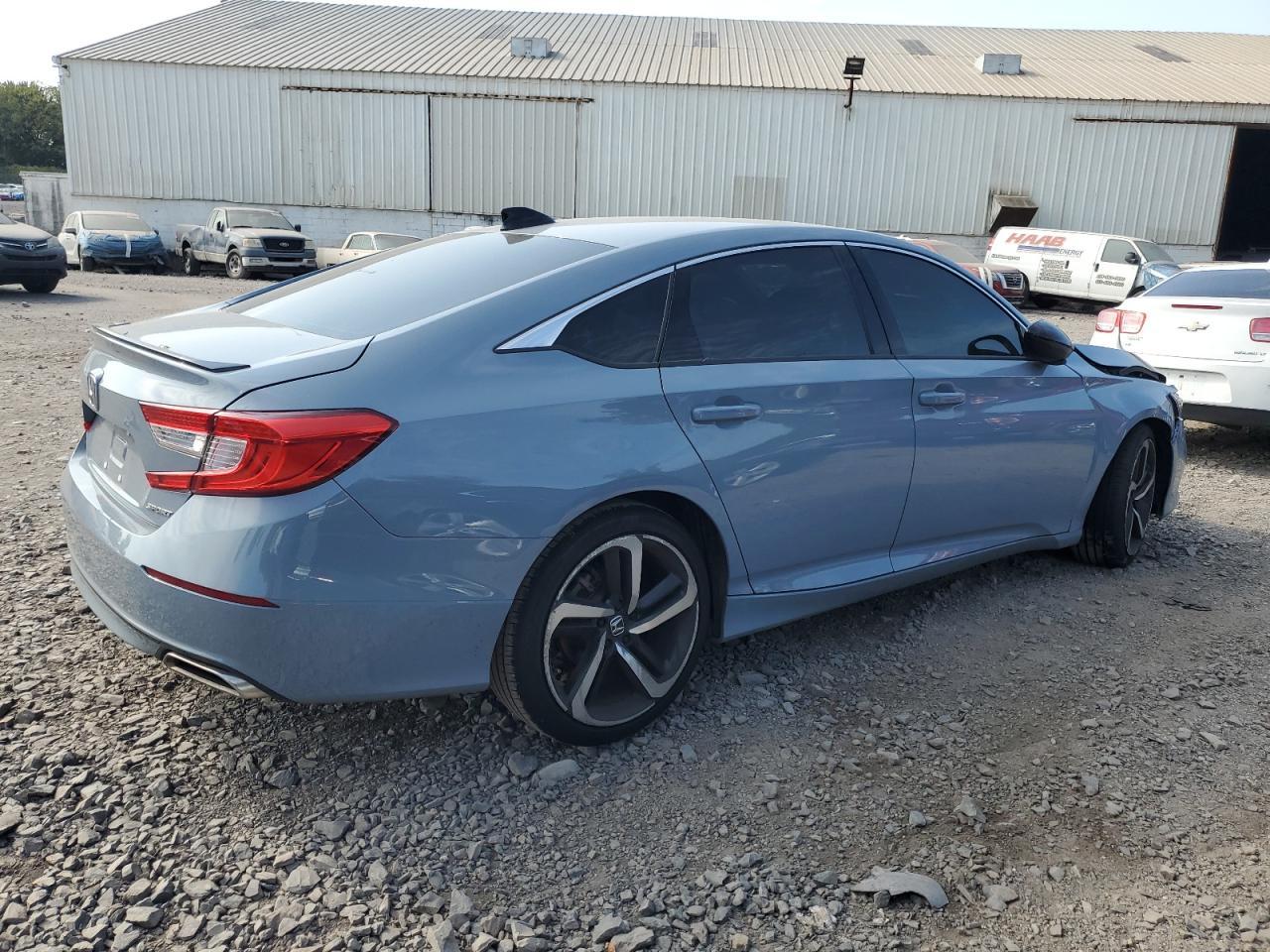 2022 Honda Accord Sport - Фото 3