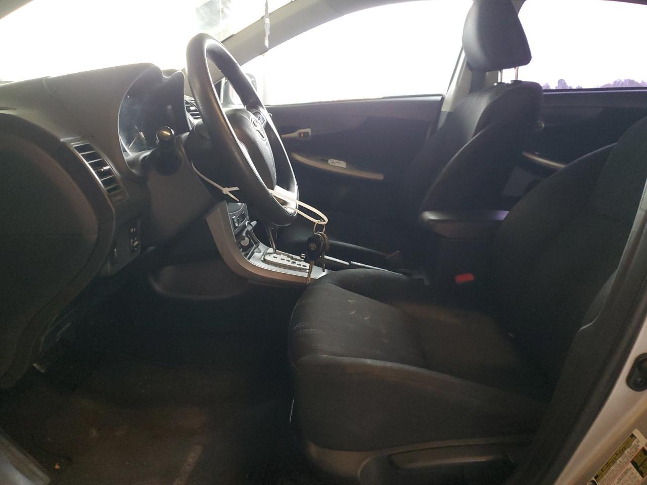 2011 Toyota Corolla Base - Фото 7