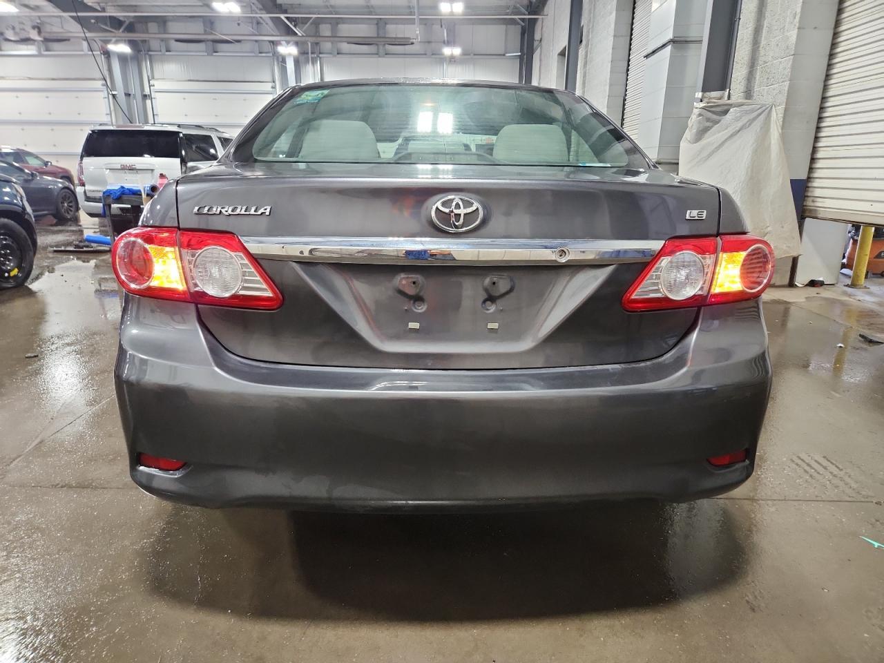 2013 Toyota Corolla Base - Фото 6