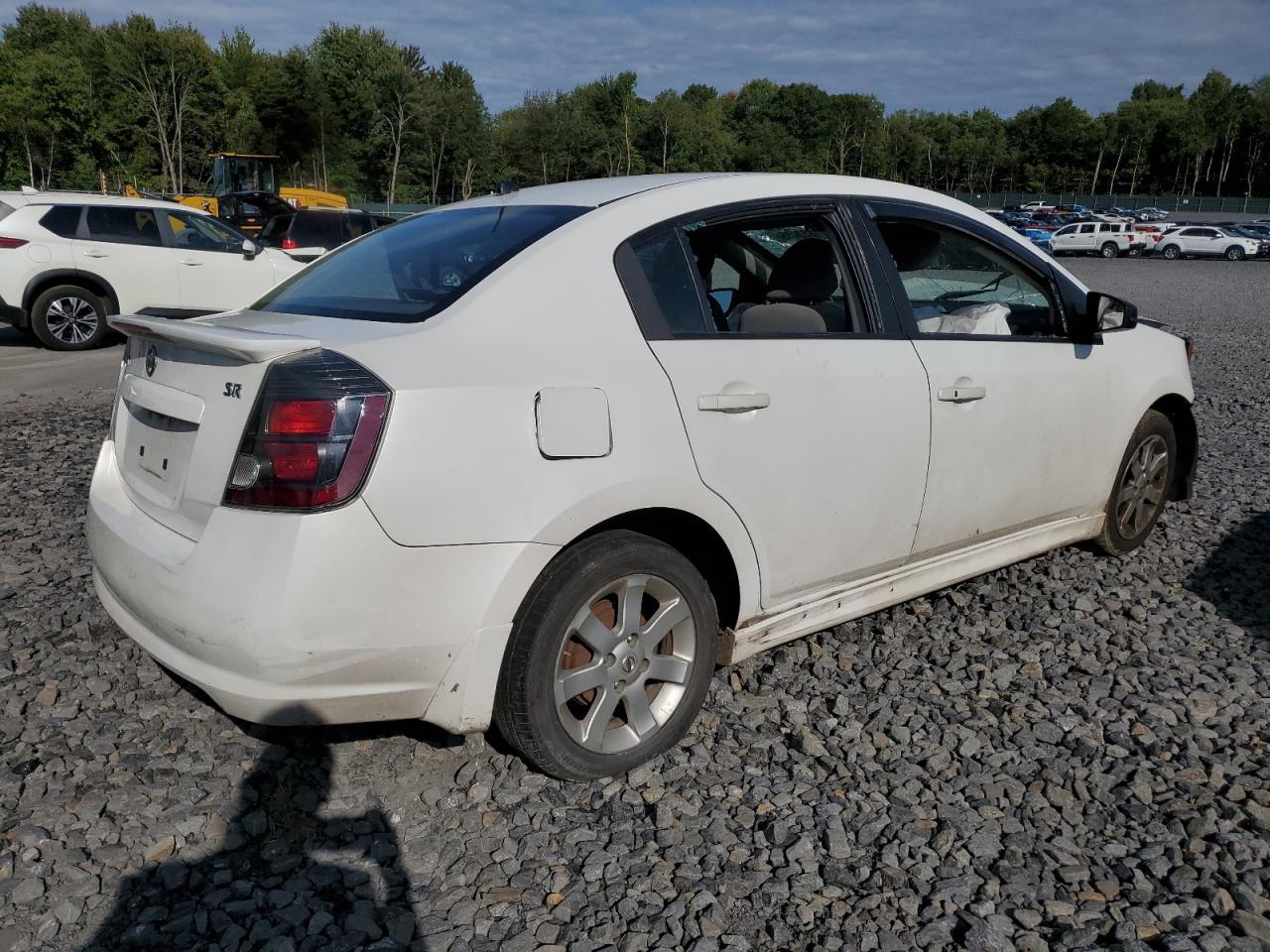 2011 Nissan Sentra 2.0 - Image 5