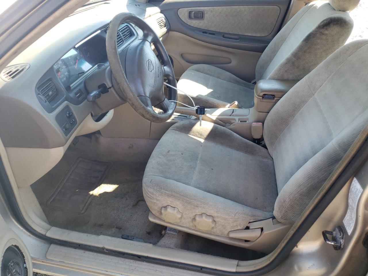 2000 Nissan Altima Xe - Фото 7
