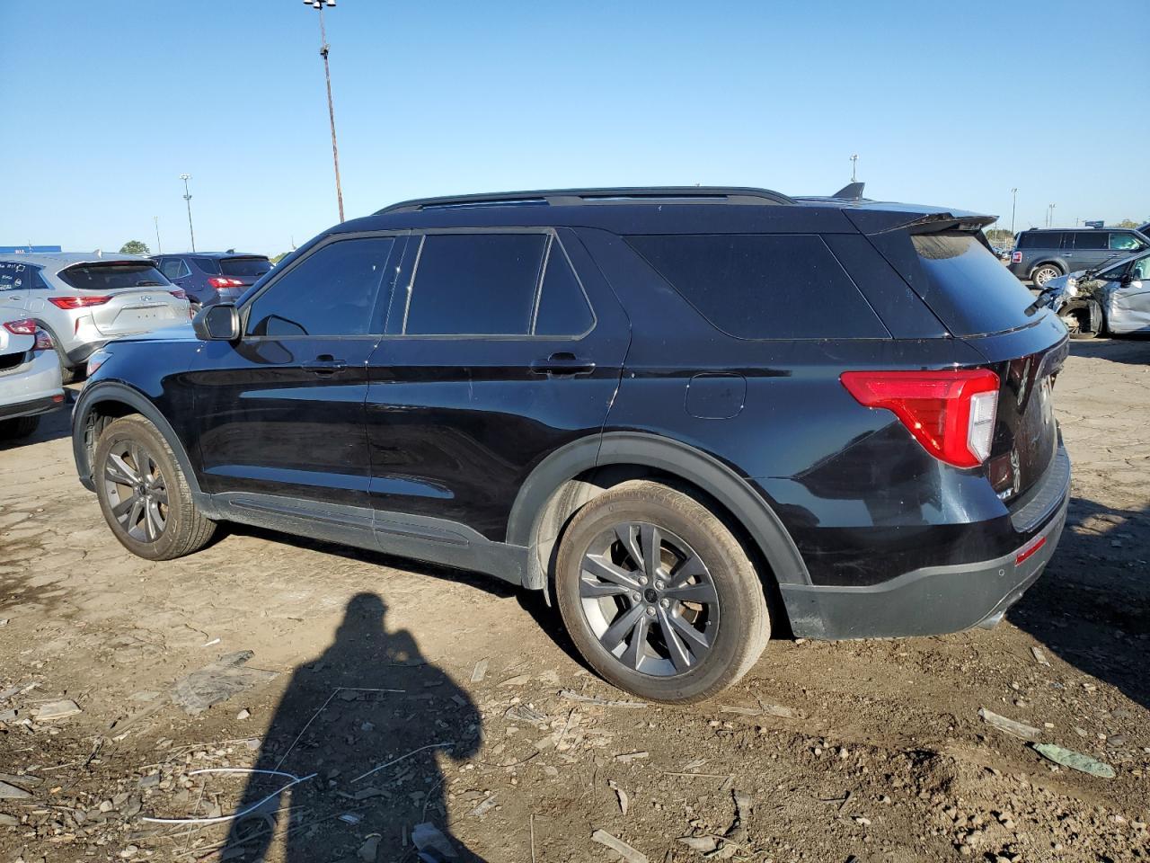 2021 Ford Explorer Xlt - Image 2