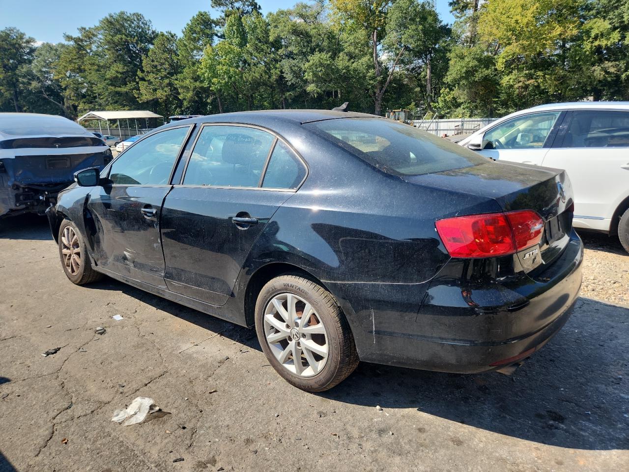 2011 Volkswagen Jetta Se - Image 2