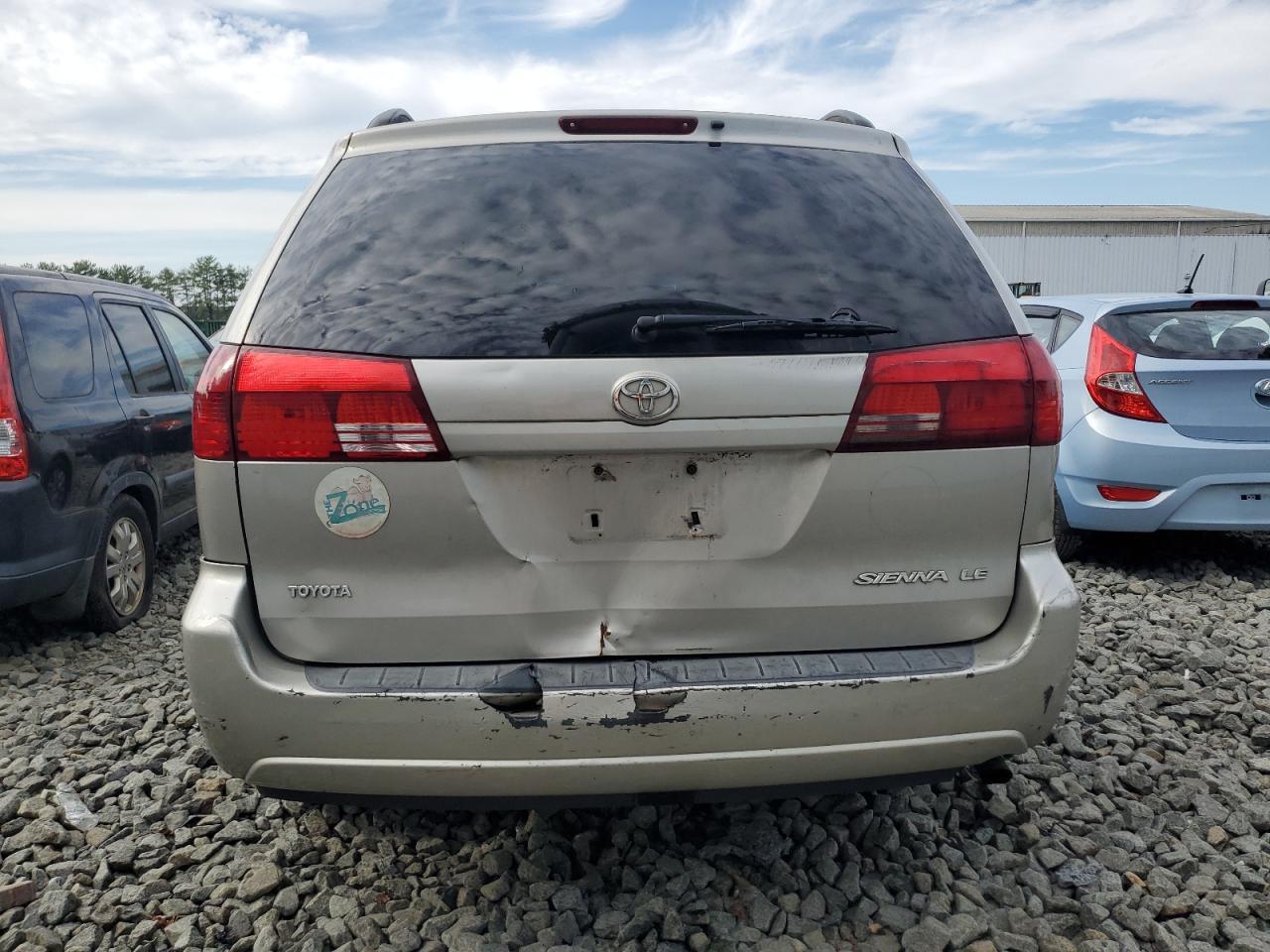 2005 Toyota Sienna Ce - Image 6