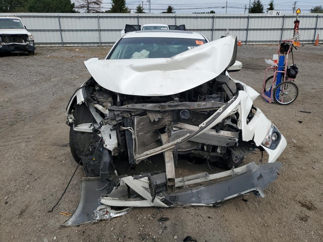 2015 Nissan Altima 2.5 - Image 5