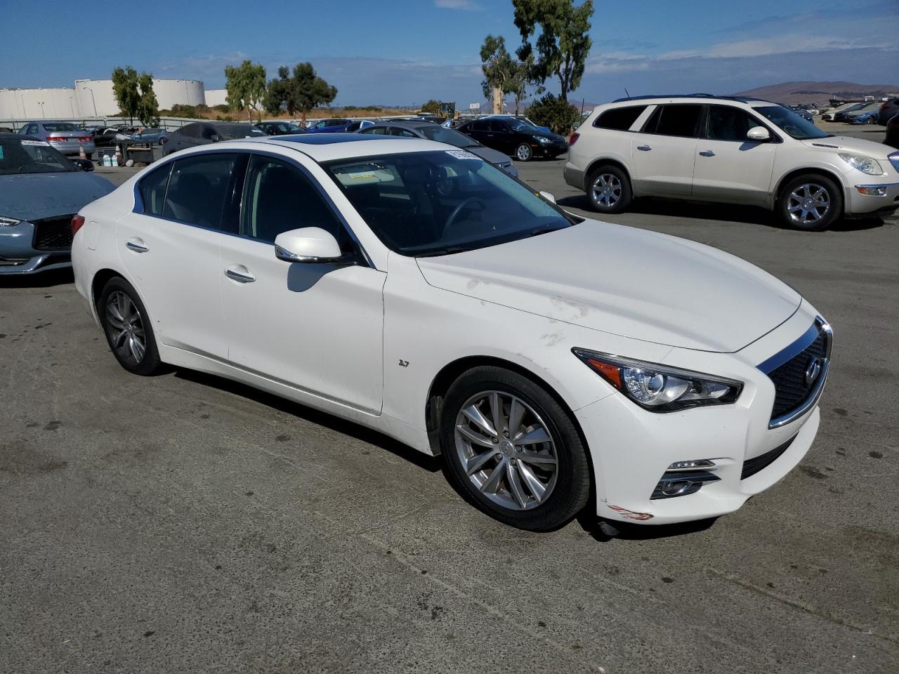 2015 Infiniti Q50 Base - Image 4