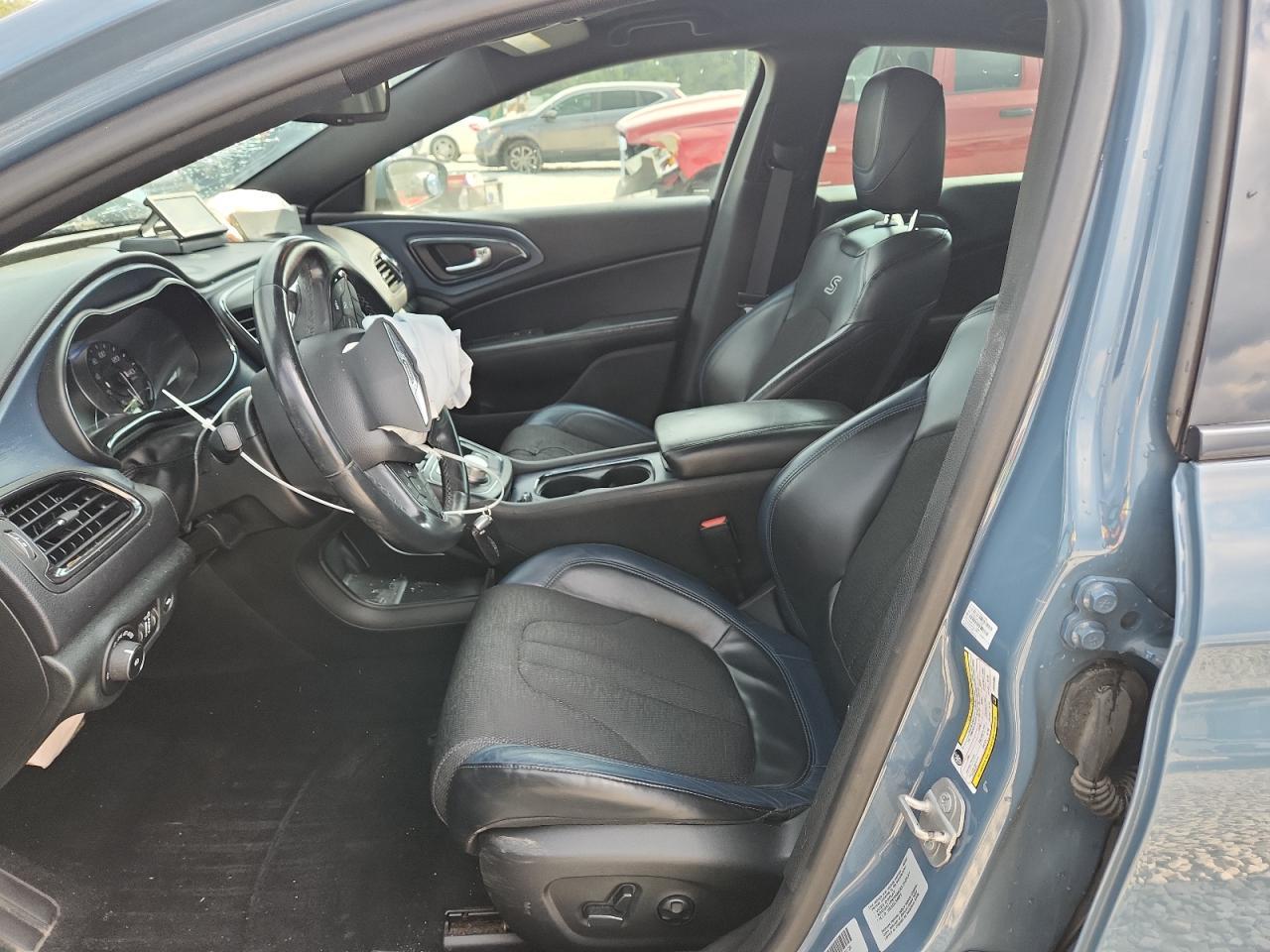 2015 Chrysler 200 S - Фото 7