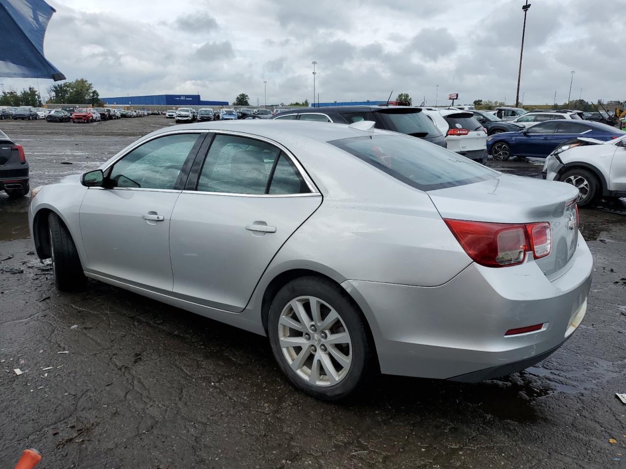 2015 Chevrolet Malibu 2Lt - Image 2