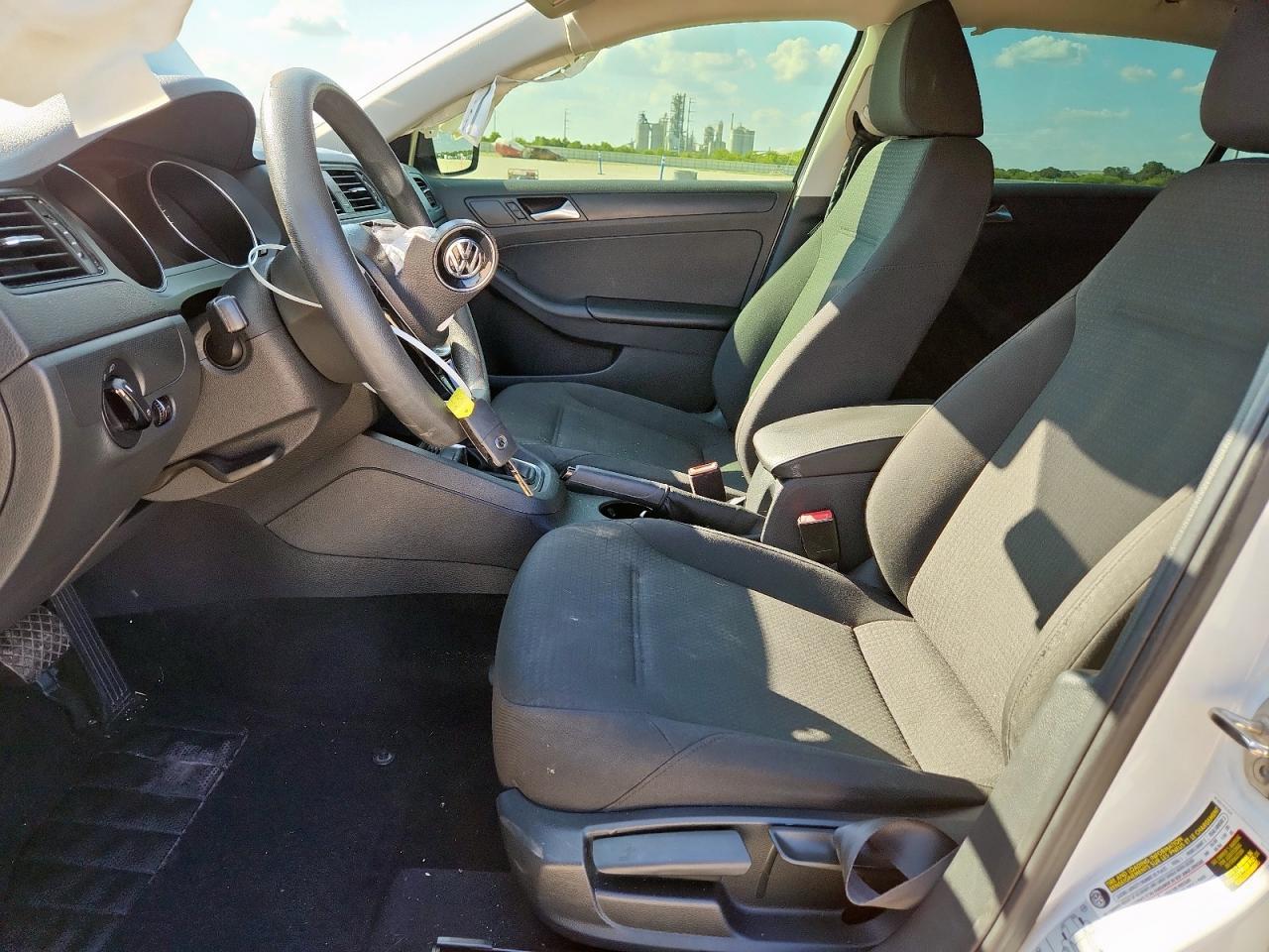 2016 Volkswagen Jetta S - Фото 7