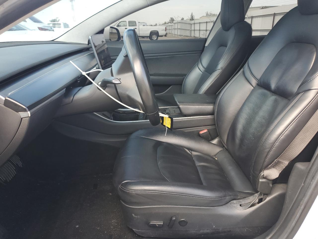 2017 Tesla Model 3 - Image 7