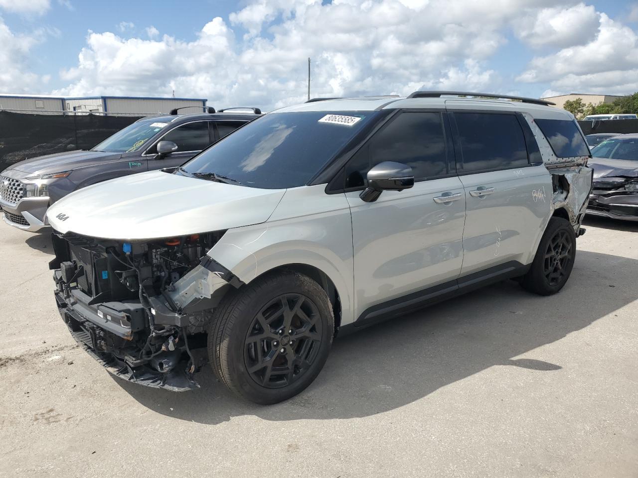 2025 Kia Carnival Sx