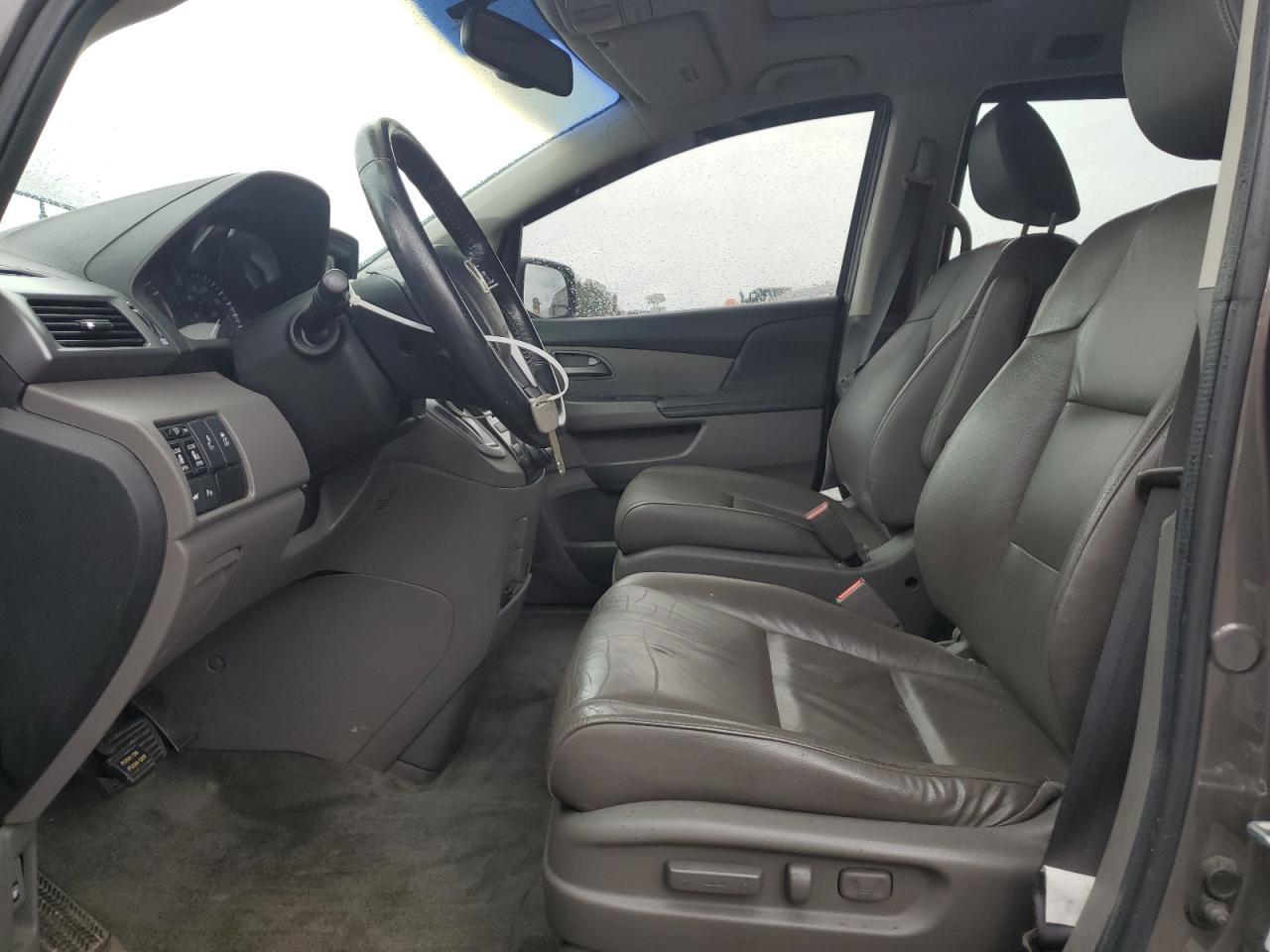 2012 Honda Odyssey Touring - Фото 7