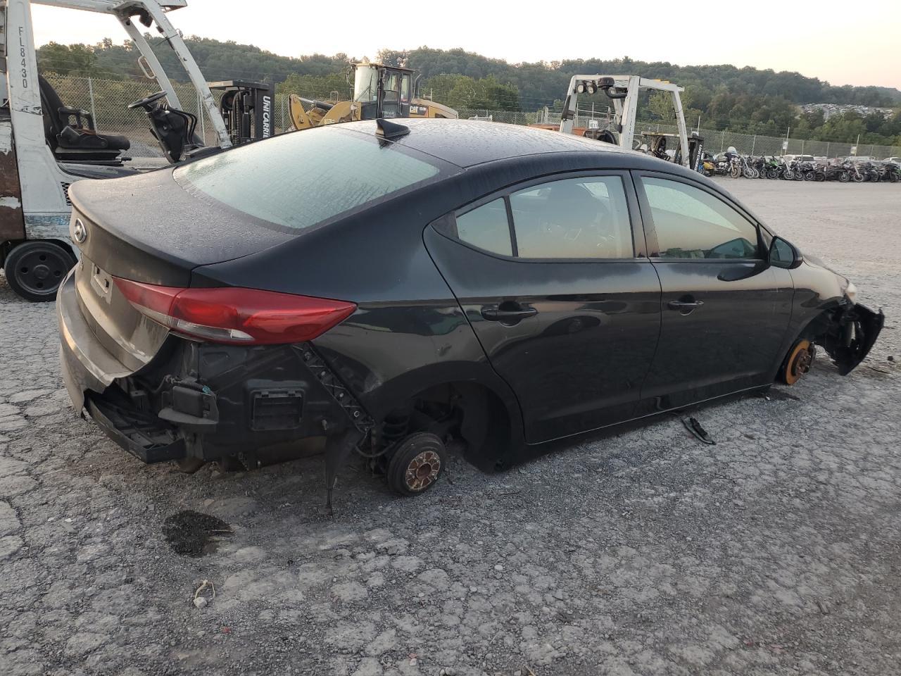 2017 Hyundai Elantra Se - Image 3