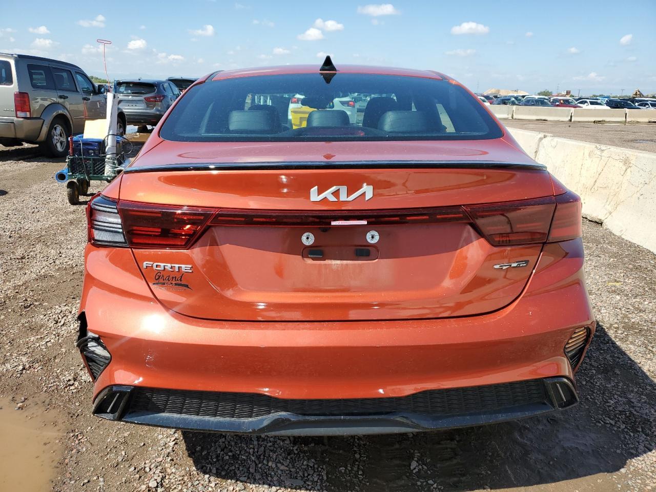 2023 Kia Forte Gt Line - Image 6