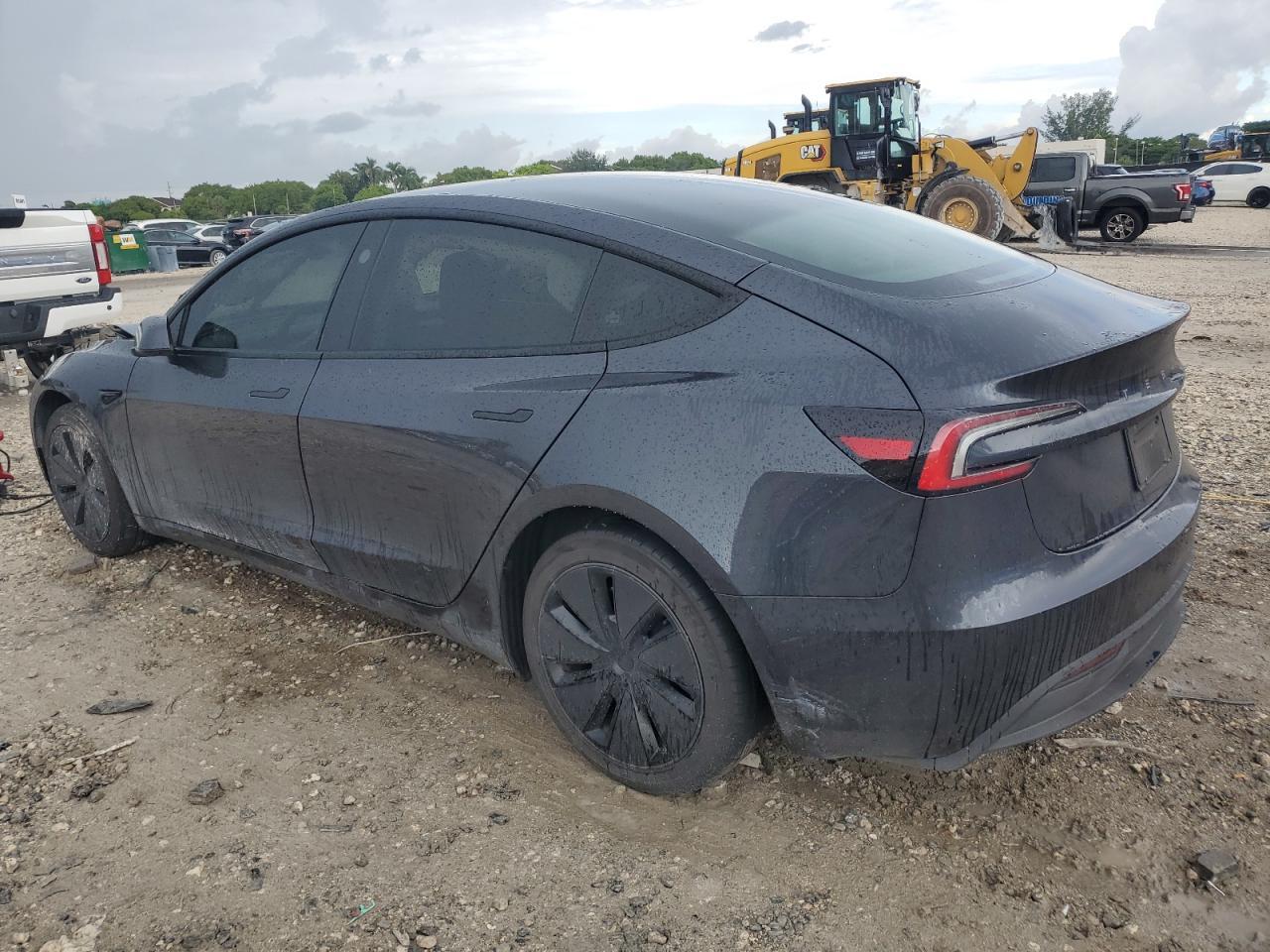 2024 Tesla Model 3 - Image 2