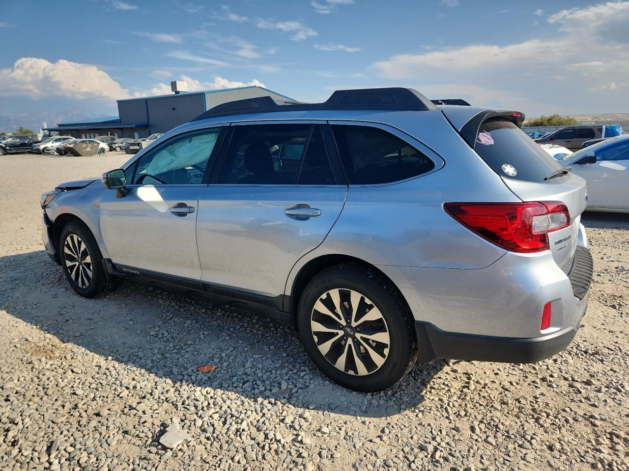 2015 Subaru Outback 2.5I Limited - Фото 2