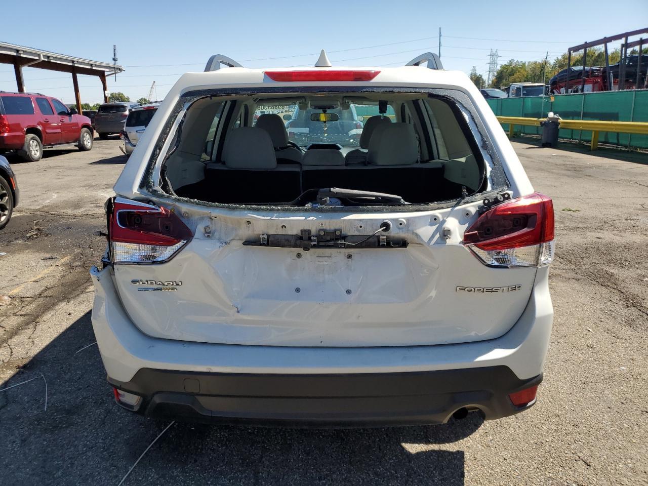 2021 Subaru Forester - Фото 6