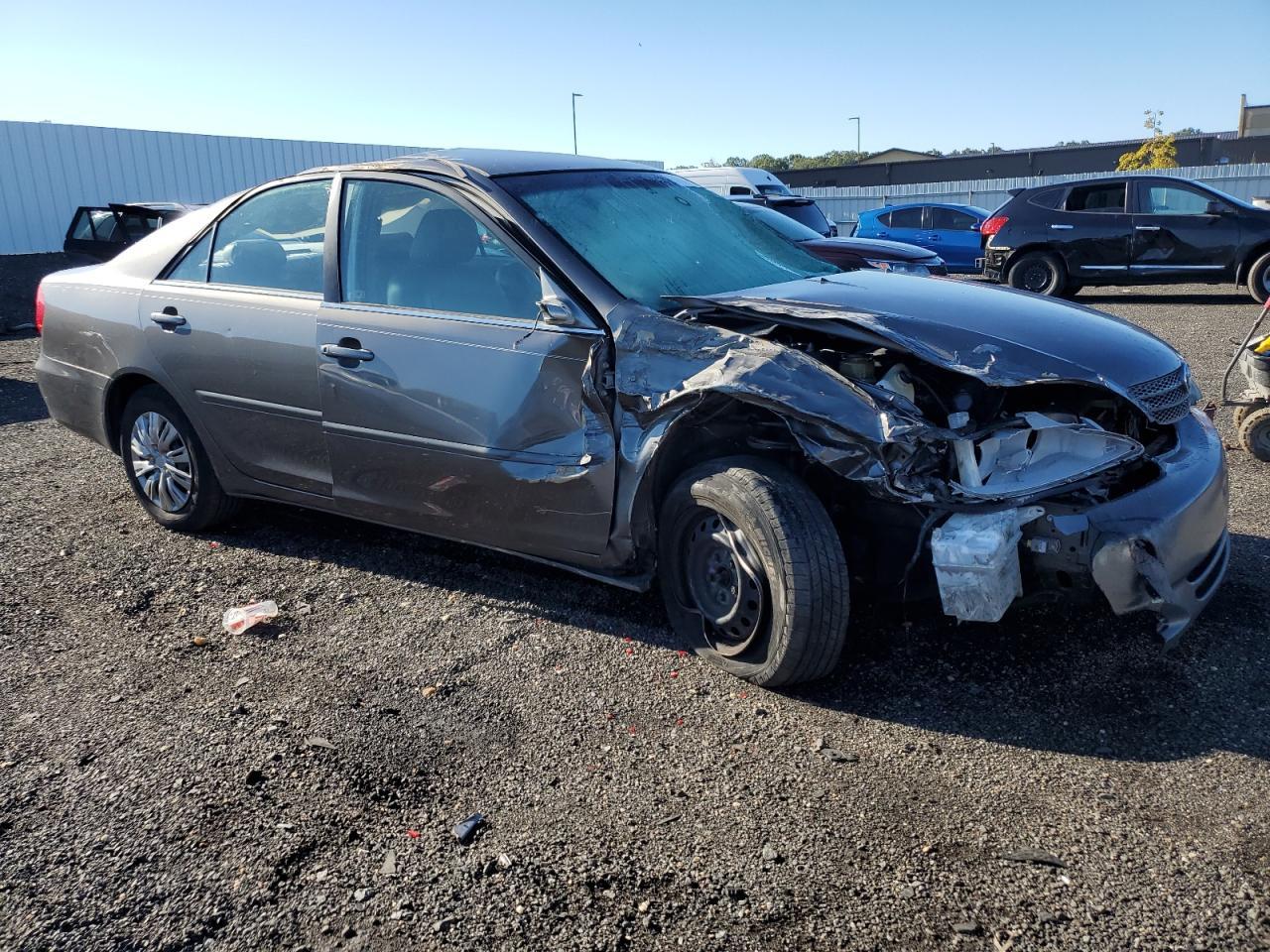 2002 Toyota Camry Le - Фото 4