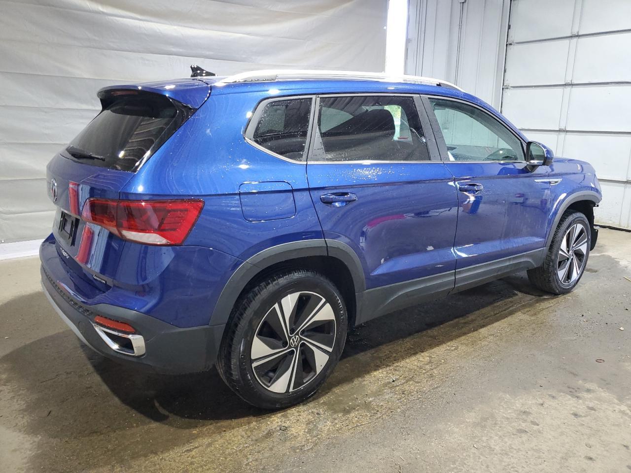 2023 Volkswagen Taos Se - Фото 3