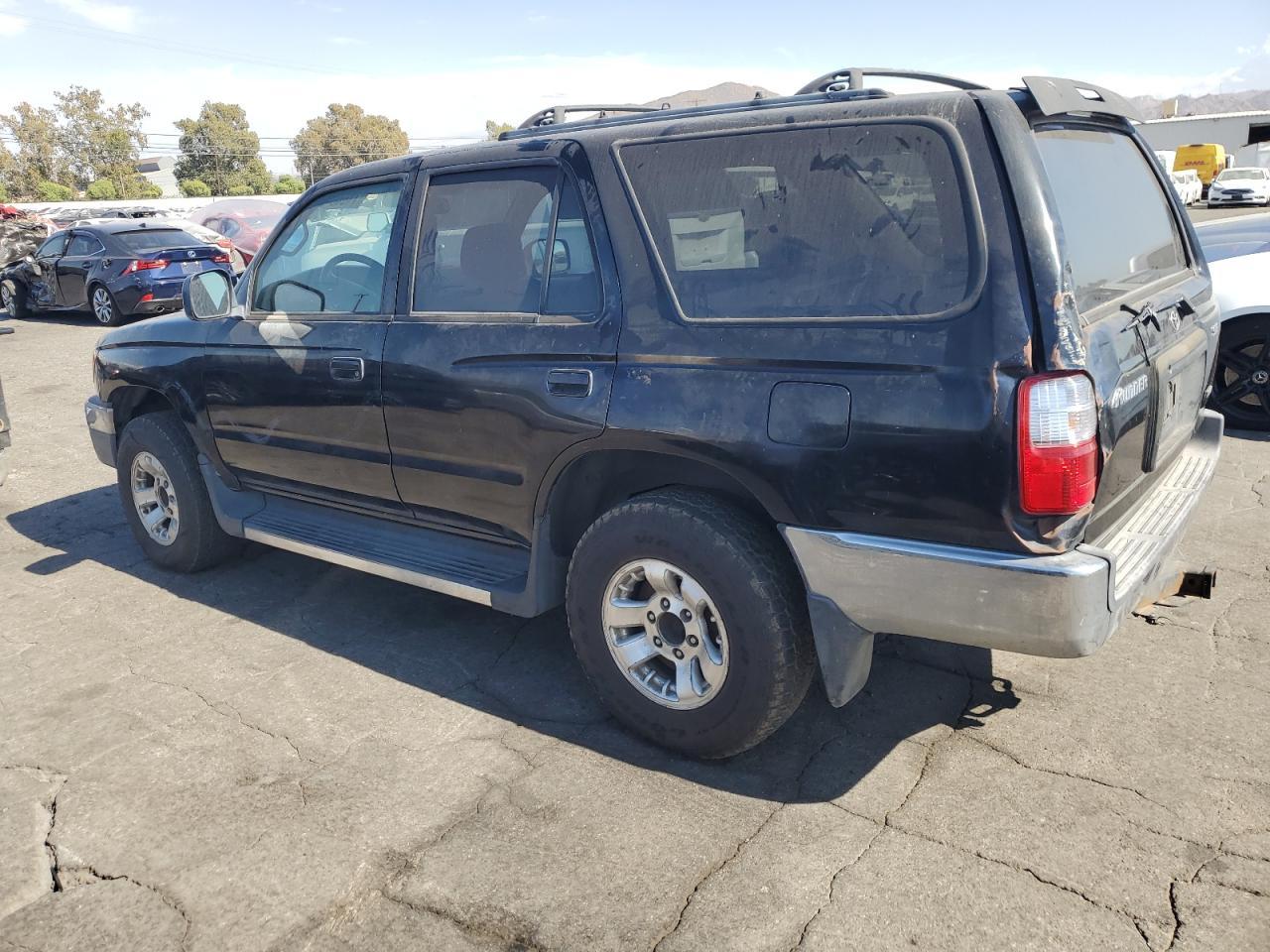 2001 Toyota 4Runner Sr5 - Фото 2