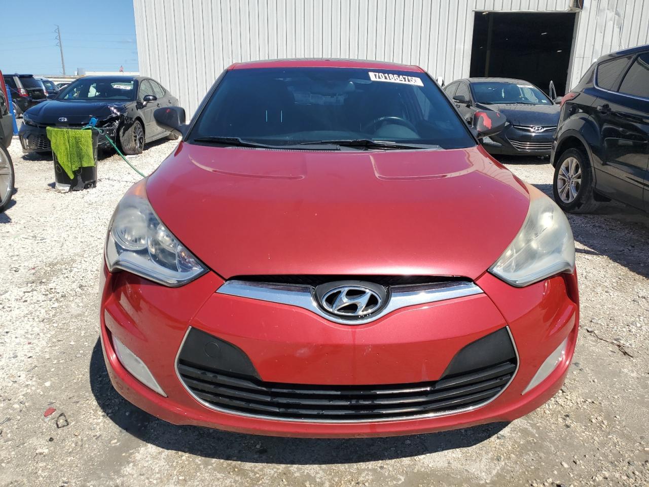 2016 Hyundai Veloster - Image 5