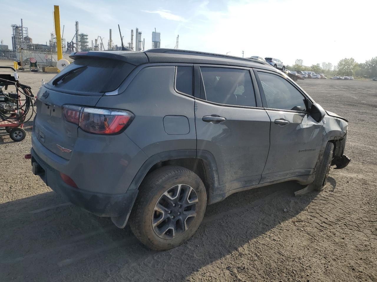 2021 Jeep Compass Trailhawk - Фото 3