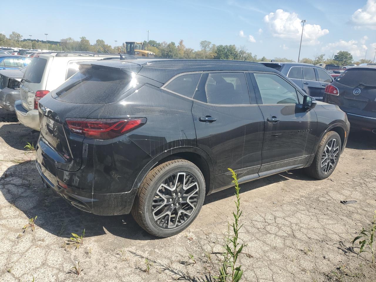 2025 Chevrolet Blazer Rs - Image 3