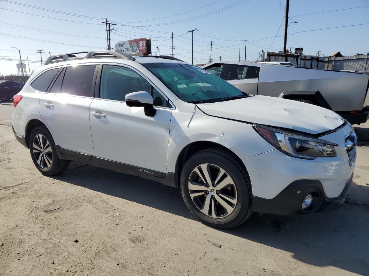 2019 Subaru Outback 3.6R Limited - Image 4