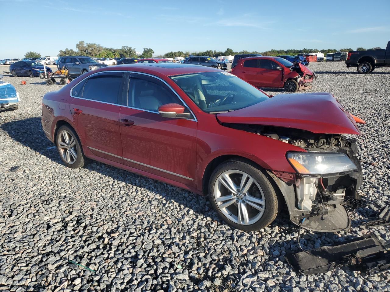 2015 Volkswagen Passat Sel - Image 4