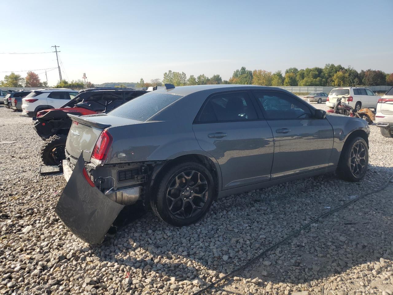 2019 Chrysler 300 Touring - Фото 3