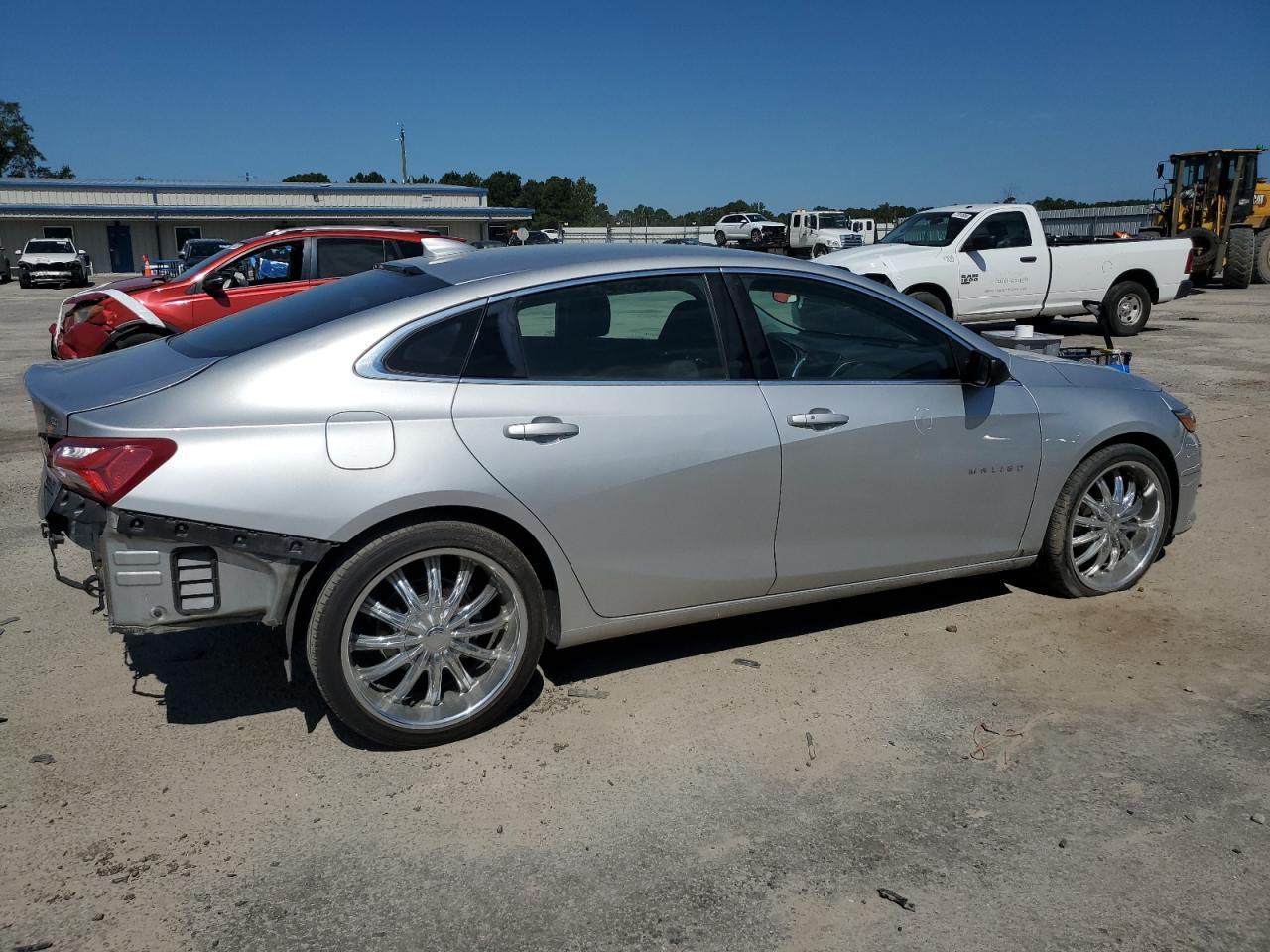 2019 Chevrolet Malibu Lt - Image 3