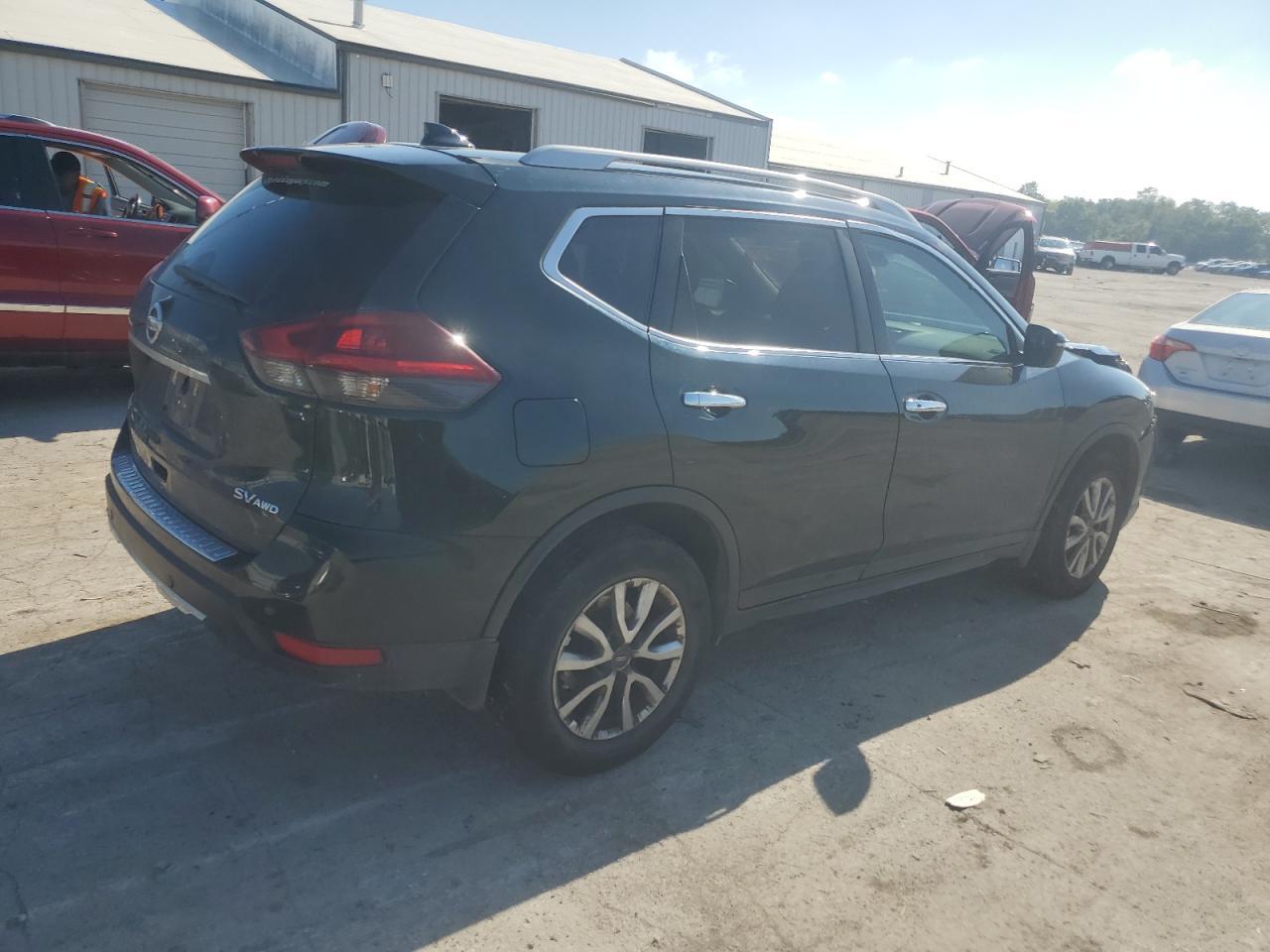 2019 Nissan Rogue S - Фото 3