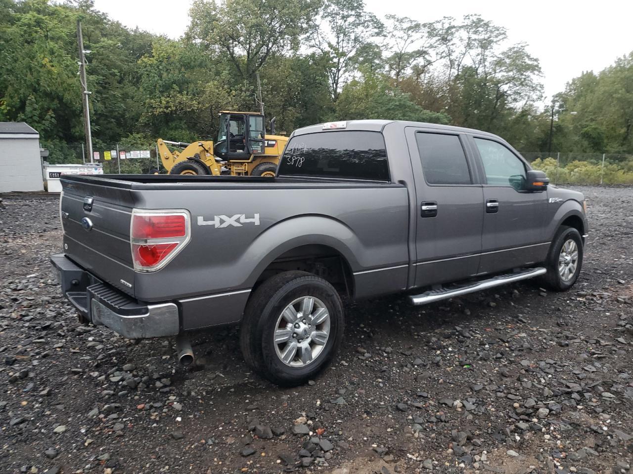 2011 Ford F150 Supercrew - Фото 3